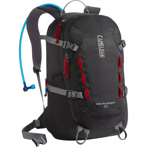 CamelBak Rim Runner 22