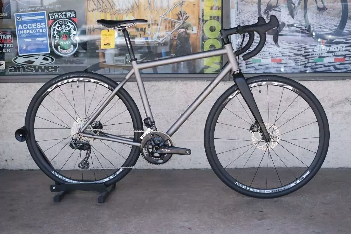 Moots Routt 45 GRX Di2 – 54cm – Complete + Ready to Ship!