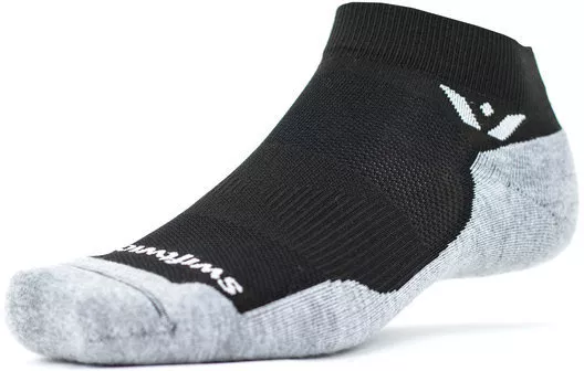Swiftwick Maxus Ankle Socks